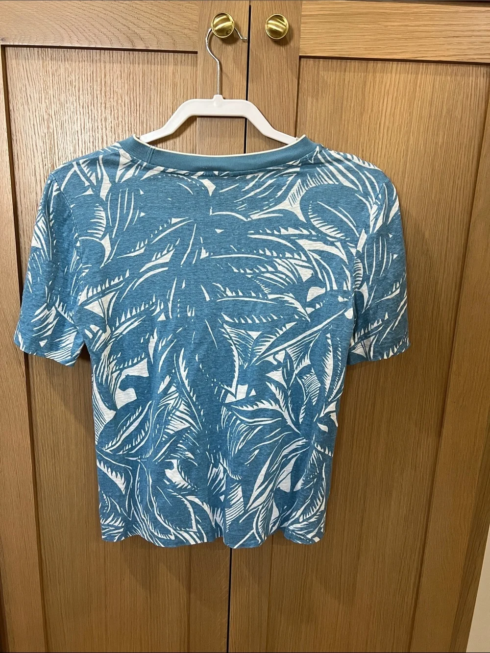 Tory Burch Blue and White Tropical Short Sleeve Tee size small